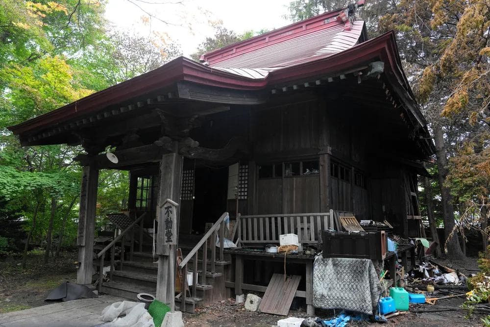 Naritasan Shokoji after the fire, June 13, 2026